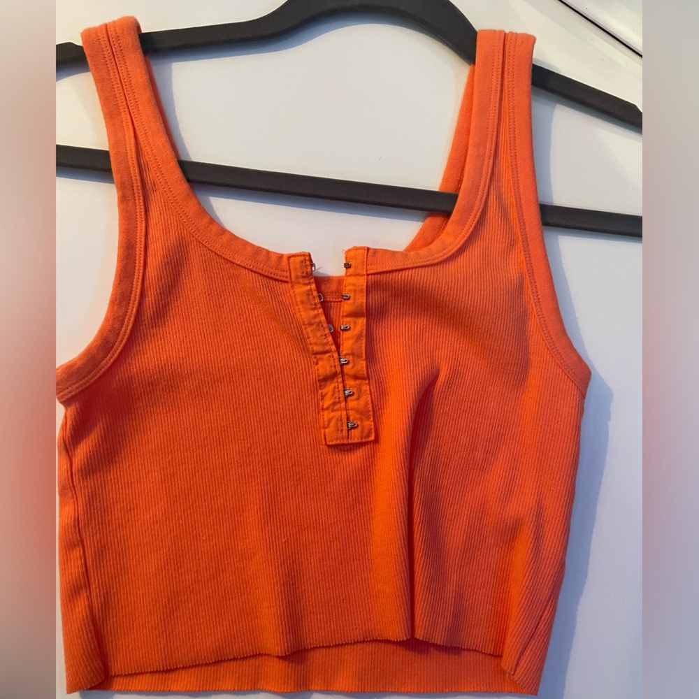 aerie tank
